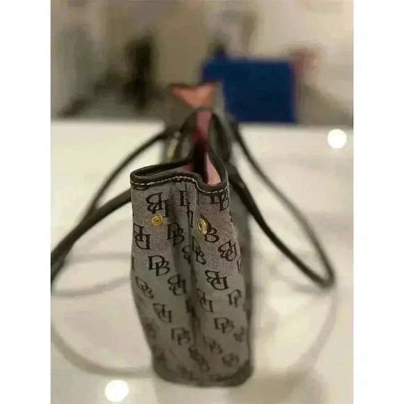 Dooney & Bourke Women's Multicolor DB Monogram Tote Bag Casual - Picture 5 of 10